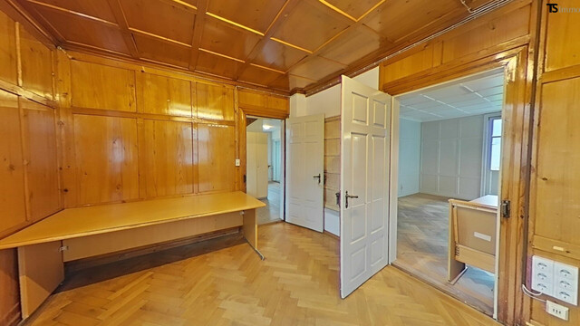 Göfis: Charmantes Einfamilienhaus mit ca, 220m2 Wohnfläche, 6 Schlafzimmer und Garten im Zentrum von Göfis