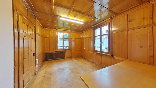 Göfis: Charmantes Einfamilienhaus mit ca, 220m2 Wohnfläche, 6 Schlafzimmer und Garten im Zentrum von Göfis