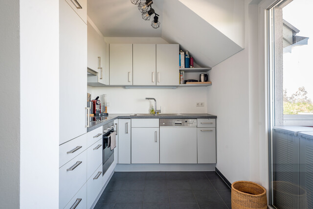 Gepflegte 3-Zimmerwohnung mit Balkon und großzügigem Dachboden