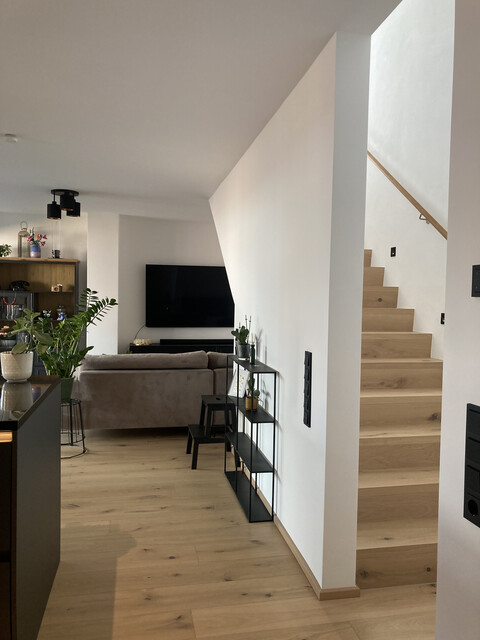 Stylische, neuwertige Reihenhaus-Wohnung