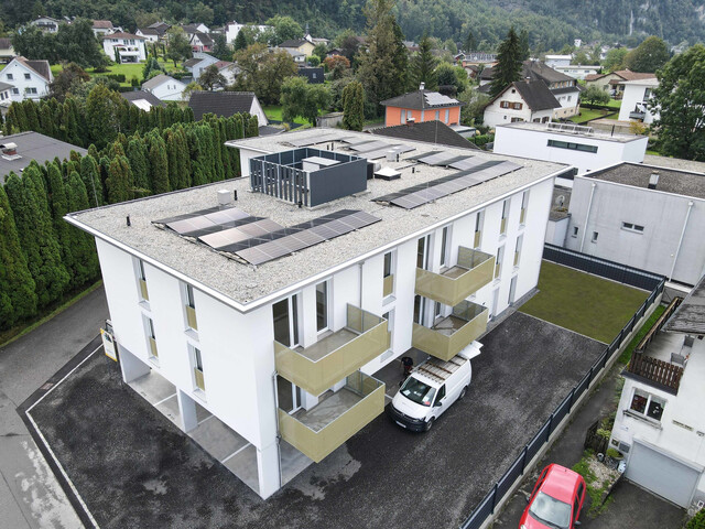 Rasch bezugsfertig: 4-Zi-Dachgeschosswohnung mit großzügigem Balkon