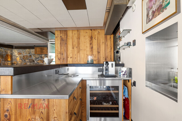 Direkt am Wasser: Exklusives Bootshaus mit Luxuskomfort