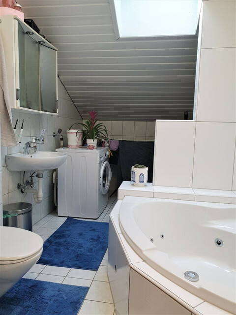 Charmante 3 Zimmer Wohnung in schöner und ruhiger Lage freut sich auf neuen Eigentümer