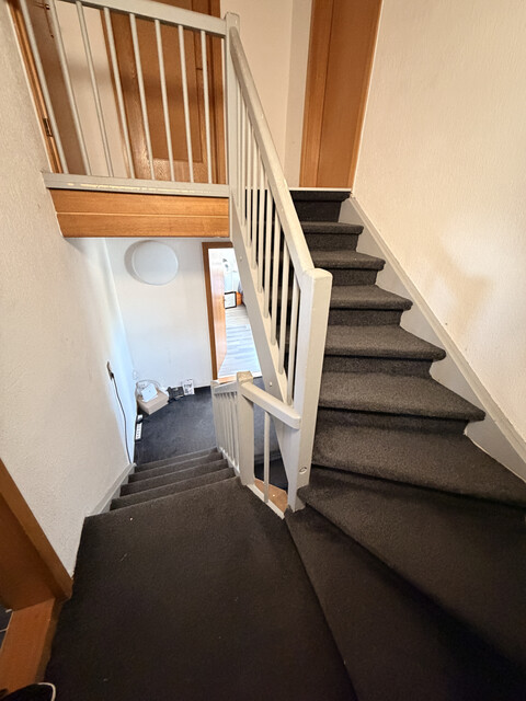 Älteres Einfamilienhaus an sehr ruhiger Wohnlage