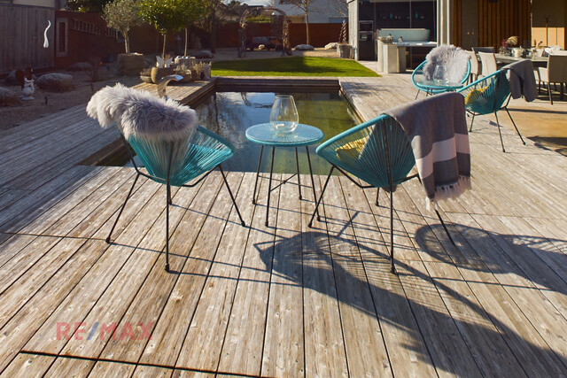 Wo Luxus zum Lebensgefühl wird - Exklusives Haus mit Naturpool