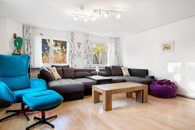 Einzigartiges Ensemble in Lustenau: Wohnhaus und einstiges Stickereigebäude am Ende einer Sackgasse