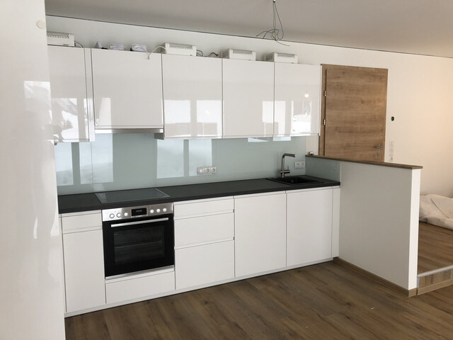 Langzeit Mieter:in im Herzen von Klösterle am Arlberg gesucht - Moderne 3,5 Zimmer Erdgeschoss Wohnung 