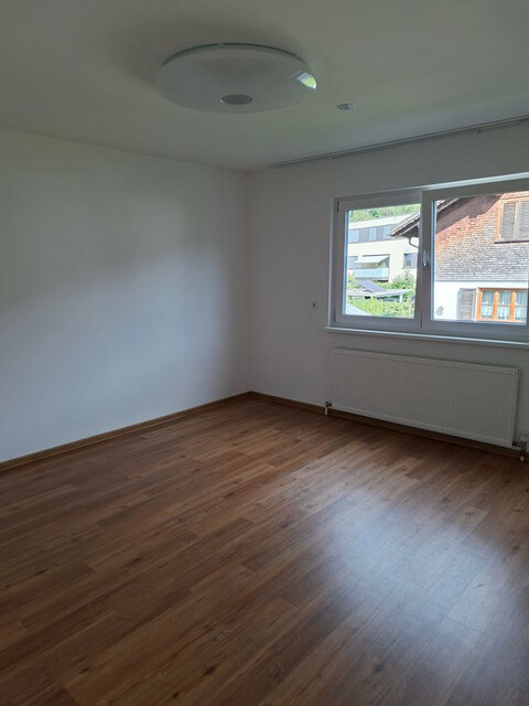 Modernes Wohnen in Dornbirn: Helle 3-Zimmer-Wohnung mit großer Terrasse ab Sofort !