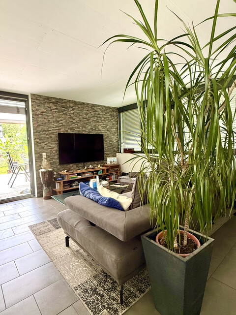 Tolles, großzügiges Architektenhaus mit schönem Garten!