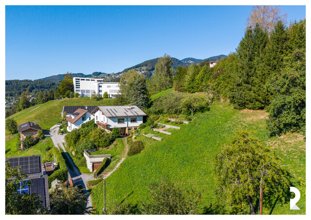 EFH MIT GROSSEM GRUNDSTÜCK, VIEL POTENZIAL & UNVERBAUBARER AUSSICHT
