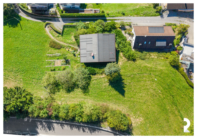 EFH MIT GROSSEM GRUNDSTÜCK, VIEL POTENZIAL & UNVERBAUBARER AUSSICHT