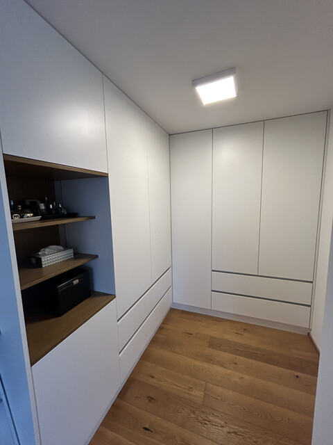 Exklusive 4-Zimmer Dachgeschosswohnung in Top Lage