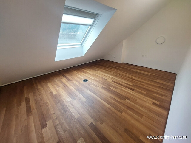 Luxuriöse 4-Zimmer-Penthouse-Wohnung am Kornmarktplatz in Bregenz zu vermieten (TOP 3)