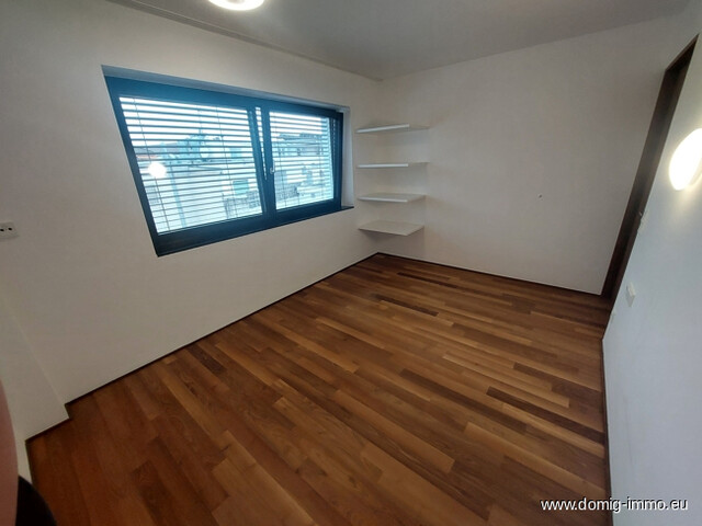 Luxuriöse 4-Zimmer-Penthouse-Wohnung am Kornmarktplatz in Bregenz zu vermieten (TOP 3)