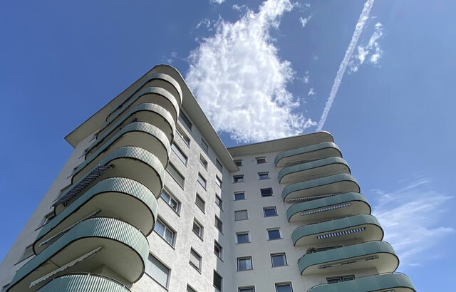 Stilvolle 3,5-Zimmerwohnung mit Seeblick – Neuwertig nach Komplettsanierung