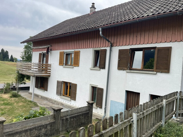 Willkommen in Ihrem neuen Zuhause – genießen Sie naturnahes Wohnen in seiner schönsten Form.“