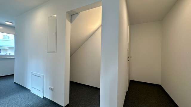 "ohne Provision" geräumige, moderne 4 Zimmer Terrassenwohnung über 2 Etagen