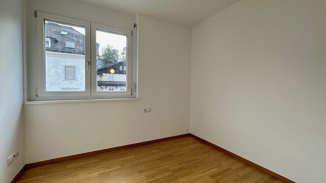 "ohne Provision" geräumige, moderne 4 Zimmer Terrassenwohnung über 2 Etagen