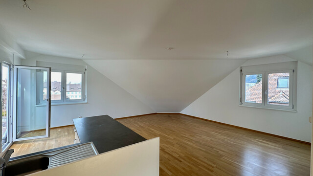 "ohne Provision" geräumige, moderne 4 Zimmer Terrassenwohnung über 2 Etagen