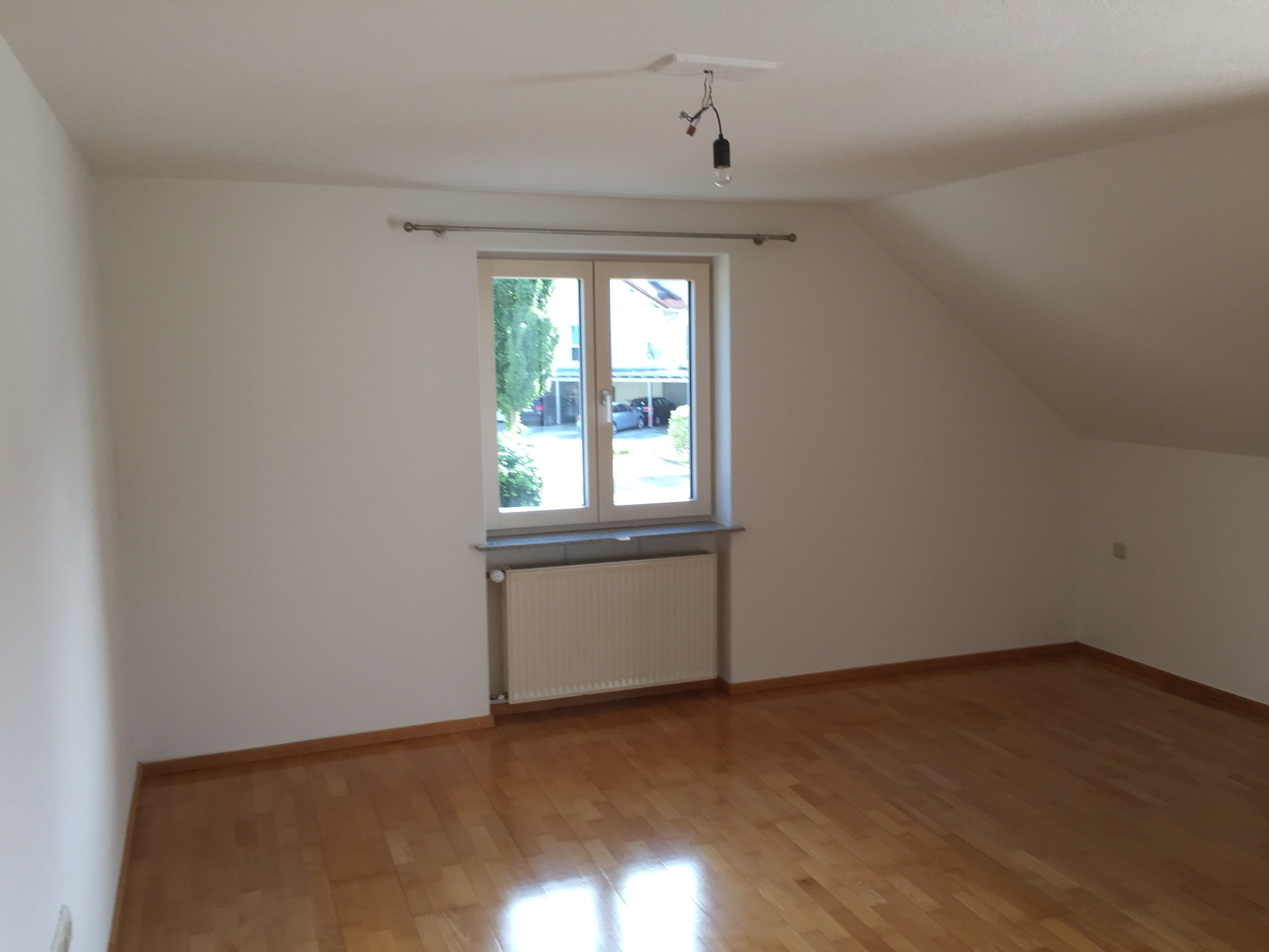 Schöne Wohnung in Mäder Schweizerstrasse 1, perfekte Verkehrsanbindung, neu renoviert, Deckenkühlung