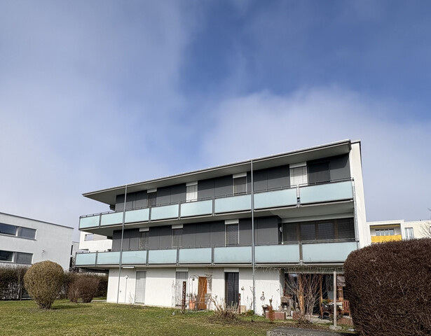 Ruhige 2-Zimmer-Wohnung mit grossem Balkon in Hard