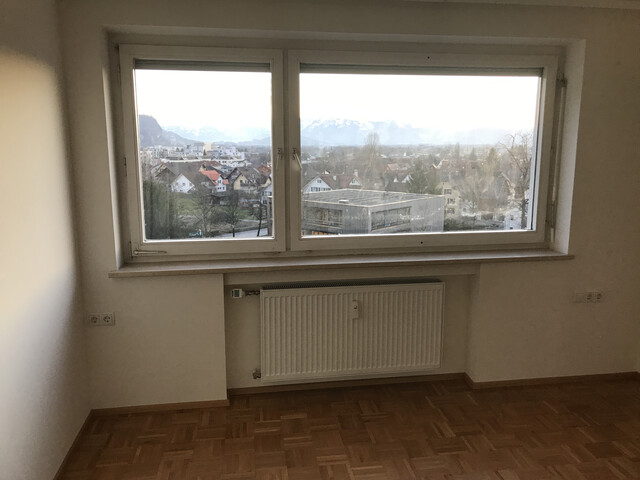 Schöne helle 4,5-Zimmer Wohnung mit tollem Rundumblick