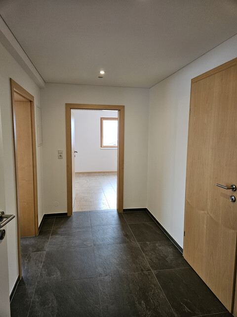 Schöne 3 Zimmerwohnung mit Seesicht