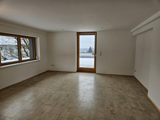 Schöne 3 Zimmerwohnung mit Seesicht