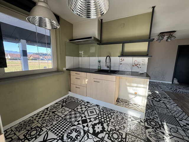 Bungalow mit traumhaftem Wintergarten in ruhiger Wohngegend