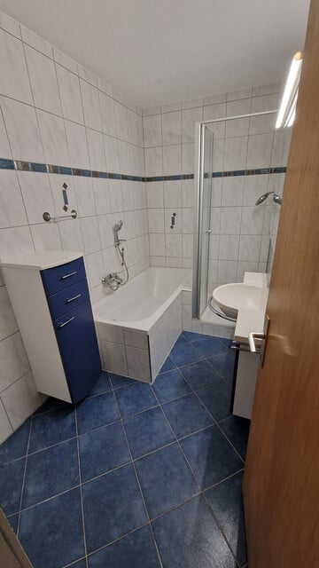 gepflegte 3 1/2 Zimmerwohnung in Ortsmitte mit Tiefgaragenplatz