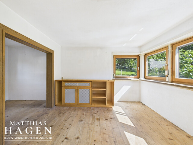 Natur pur! Einfamilienhaus mit großem Garten nahe der Muttersbergbahn – auch als Ferienhaus ideal.