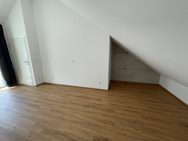 Familientraum! Reihenhaus mit Balkon in ruhiger Lage mit traumhaftem Bergblick