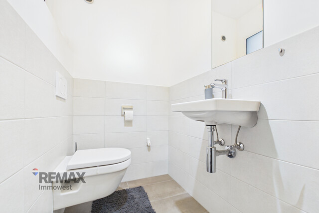 Helle 4-Zimmer-Wohnung mit Balkon in ruhiger Lage von Schlins