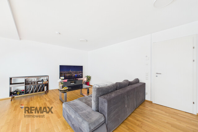 Helle 4-Zimmer-Wohnung mit Balkon in ruhiger Lage von Schlins