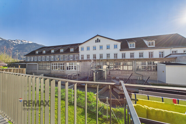 Helle 4-Zimmer-Wohnung mit Balkon in ruhiger Lage von Schlins
