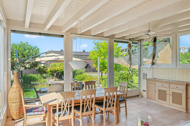 Nobles Anwesen mit großem Schwimmteich