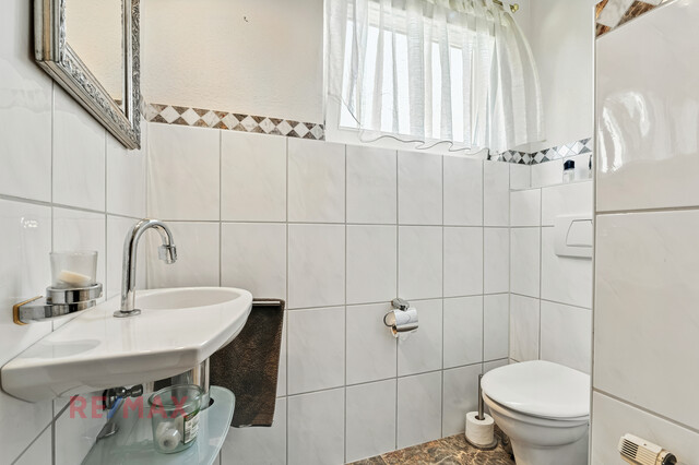 Nobles Anwesen mit großem Schwimmteich