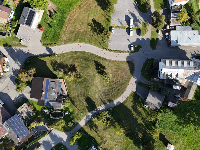 EUR 330,00/m2 , 400 m² bis 1570 m² für EFH, Doppelhaus oder Ferienhaus