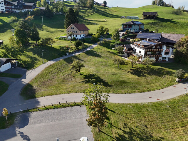 EUR 330,00/m2 , 400 m² bis 1570 m² für EFH, Doppelhaus oder Ferienhaus