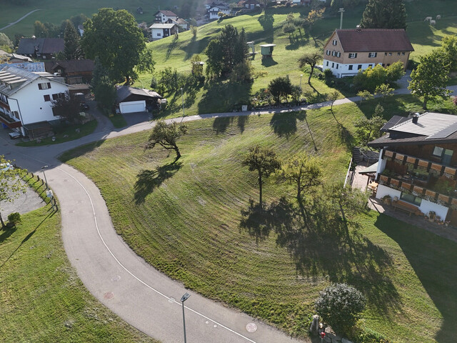 EUR 330,00/m2 , 400 m² bis 1570 m² für EFH, Doppelhaus oder Ferienhaus