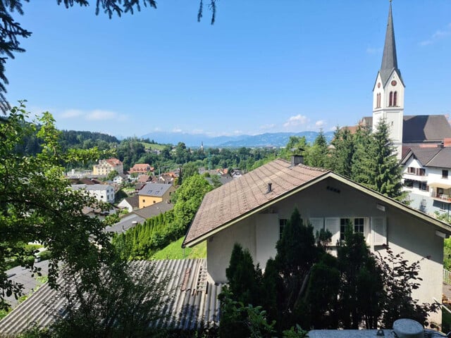 Großzügiges Daheim mit idyllischem Ausblick bis zum Bodensee in Kennelbach