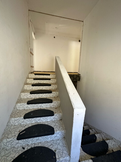 Renovierungsbedürftiges Mehrfamilienhaus zum Kauf in Top-Lage!