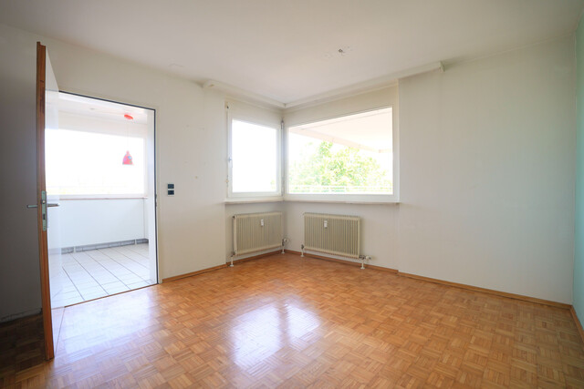 Exklusive 4-Zimmer-Dachgeschoß Wohnung 