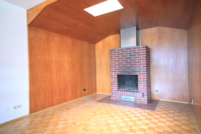 Exklusive 4-Zimmer-Dachgeschoß Wohnung 