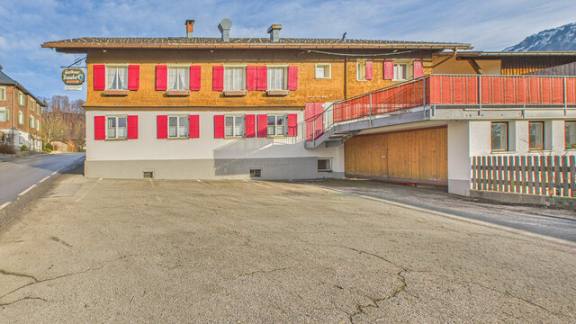 Egg | Traditionshaus im Ortskern mit Entwicklungspotenzial