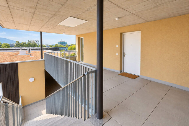 Architektonisch, naturnah & mit besonderen Extras 2-Zimmer-Topgeschosswohnung in Lustenau