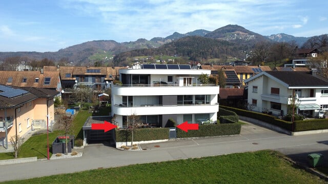 Etwas Besonderes!  Attraktive 3-Zi-Gartenwohnung in Sulz in ruhiger Lage. 
