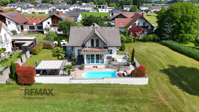 Exklusive Wohlfühloase – Elegantes Haus mit Gartenidylle
