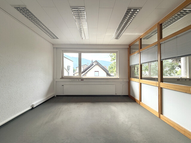 Repräsentatives Büro- & Praxisgebäude in zentraler Lage von Altach