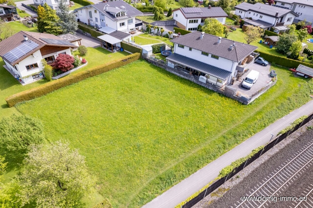 Sensationelles Baugrundstück mit 1.074m² und herrlichem Bergpanorama in Nüziders zu verkaufen!